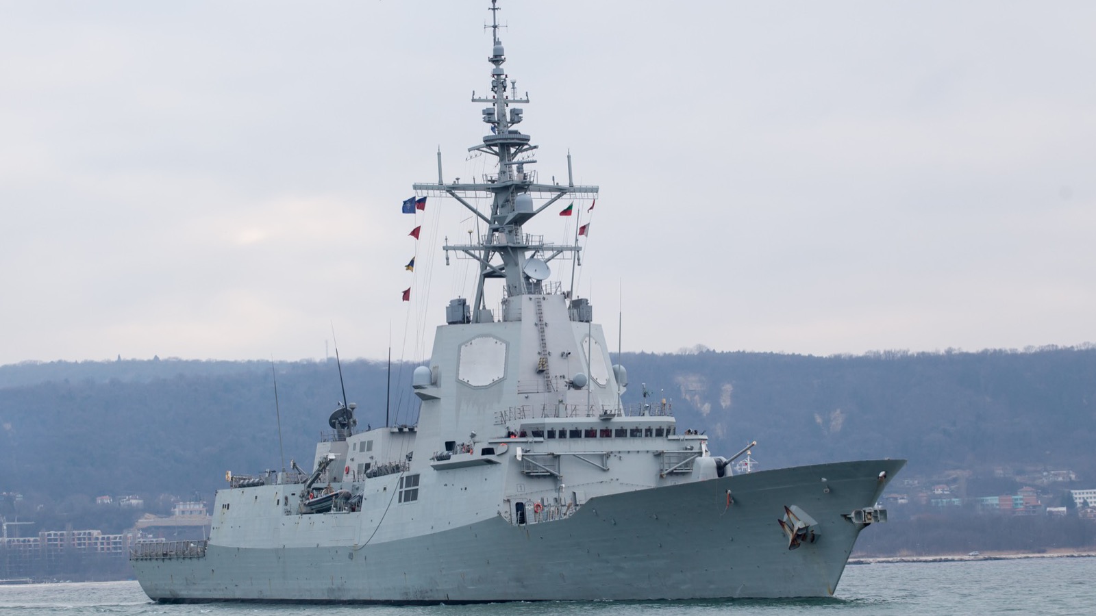 Frigate mast carrying radar and communications